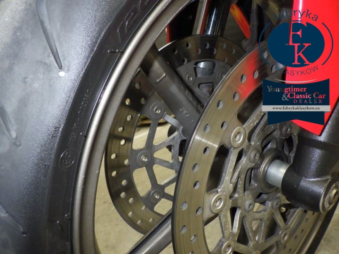 TRIUMPH DAYTONA675 2011 - zdjęcie 23