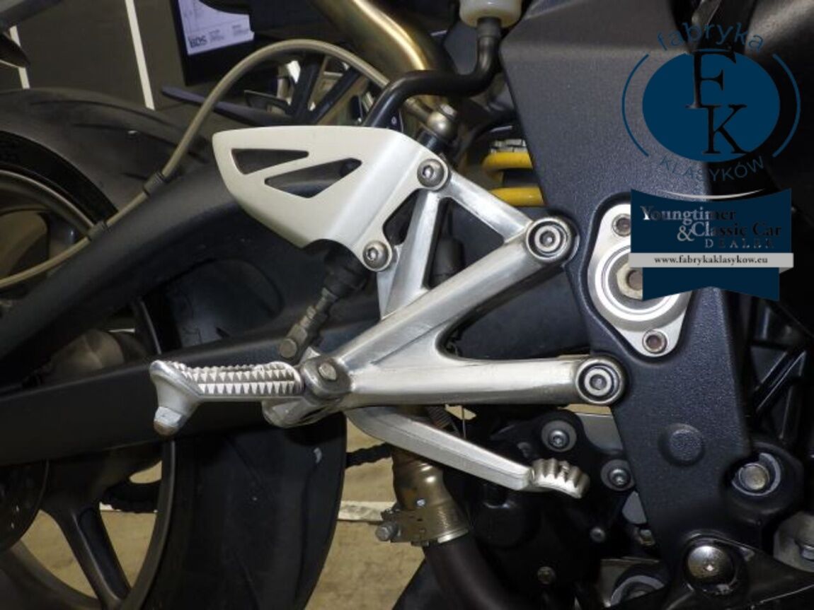 TRIUMPH DAYTONA675 2011 - zdjęcie 29