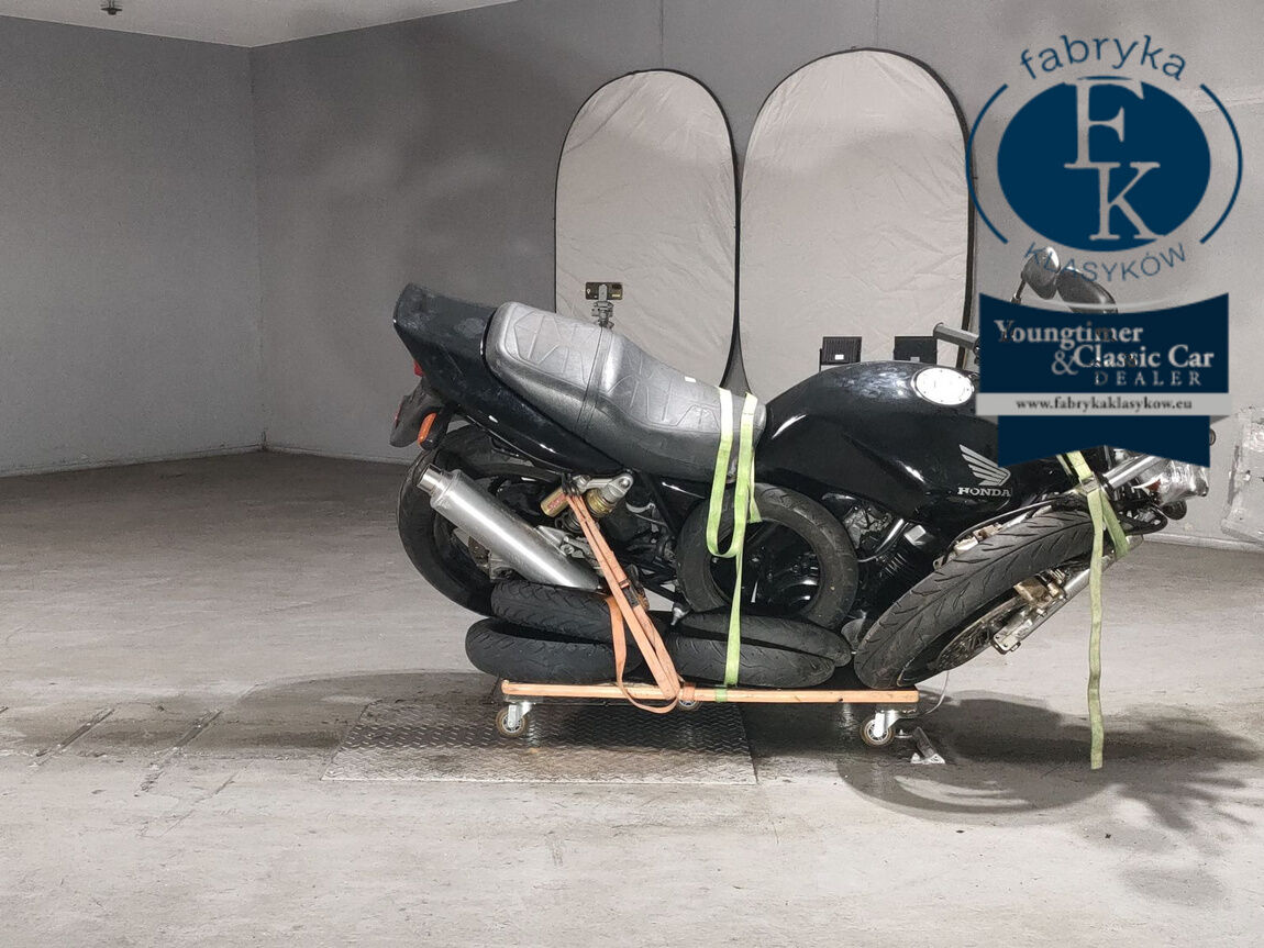 HONDA CB400SF 1996 - aukcja, lot NX-2038992780