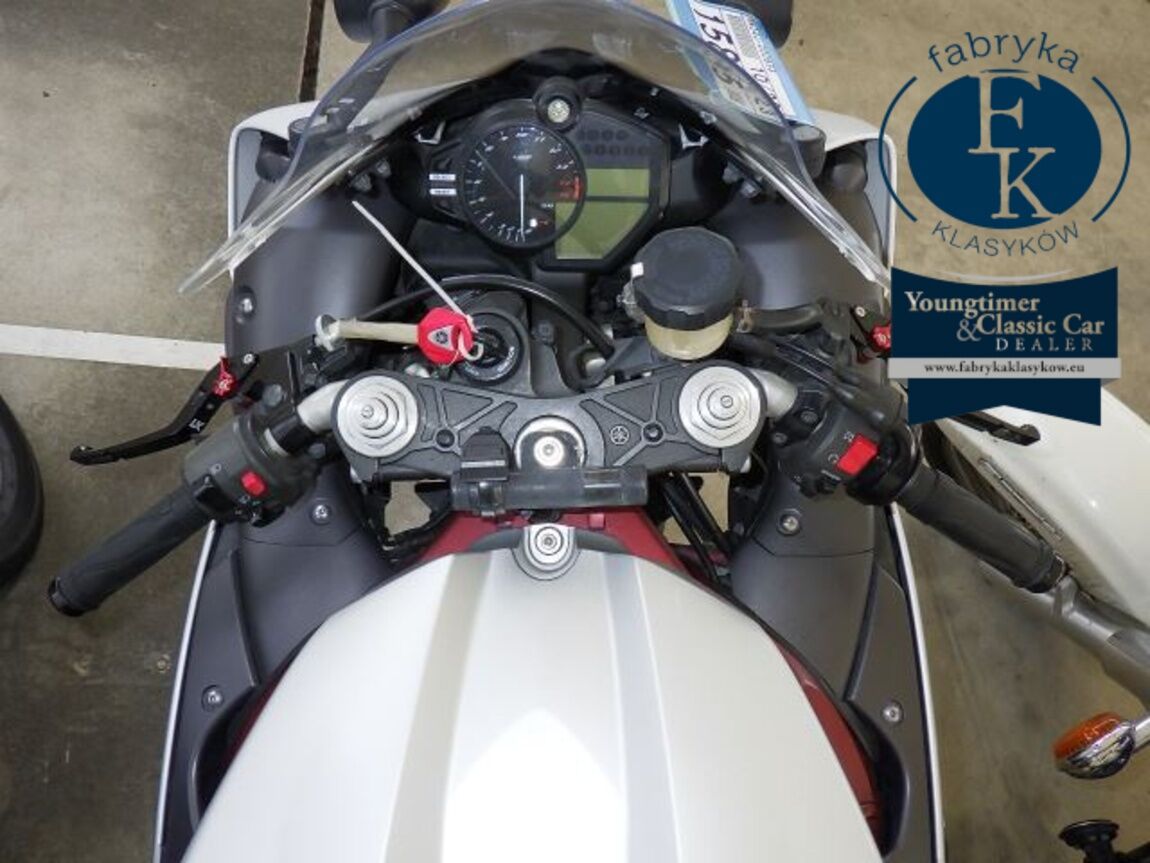 YAMAHA YZF-R1 2009 - zdjęcie 19