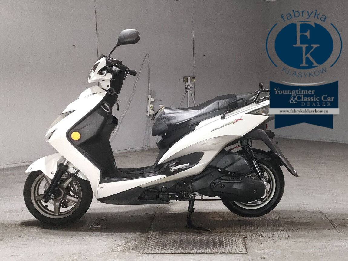 YAMAHA CYGNUS125XSR - zdjęcie 3