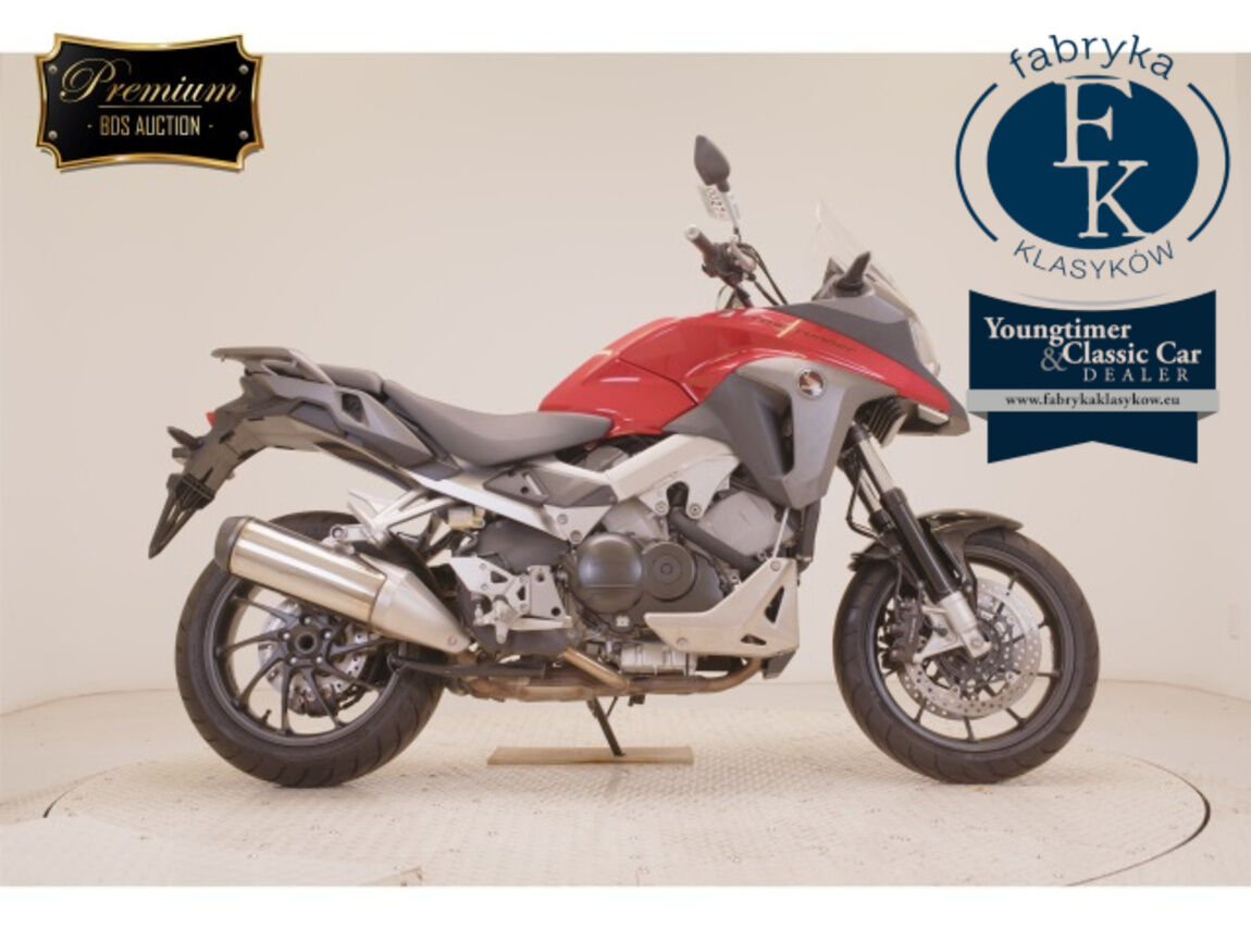 HONDA VFR800X 2015 - aukcja, lot NX-2038993117