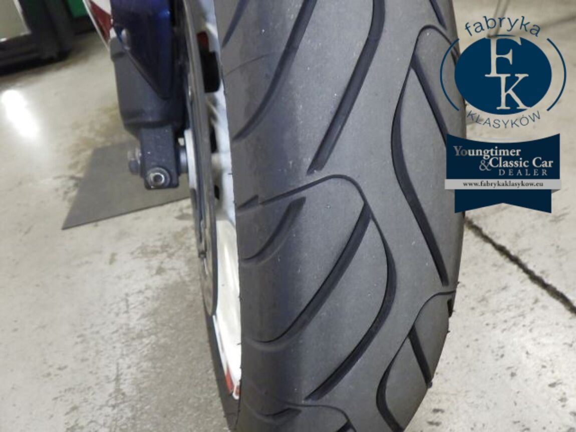 HONDA VFR800F 2019 - zdjęcie 21
