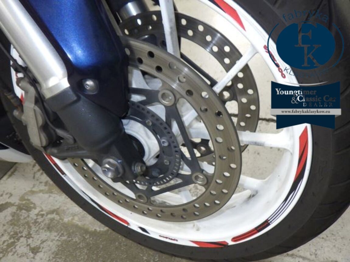 HONDA VFR800F 2019 - zdjęcie 22