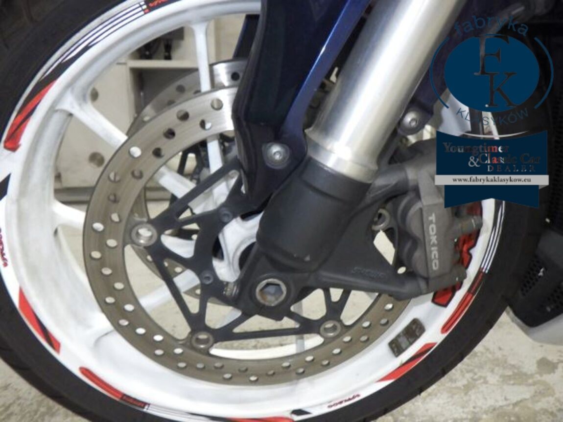 HONDA VFR800F 2019 - zdjęcie 24