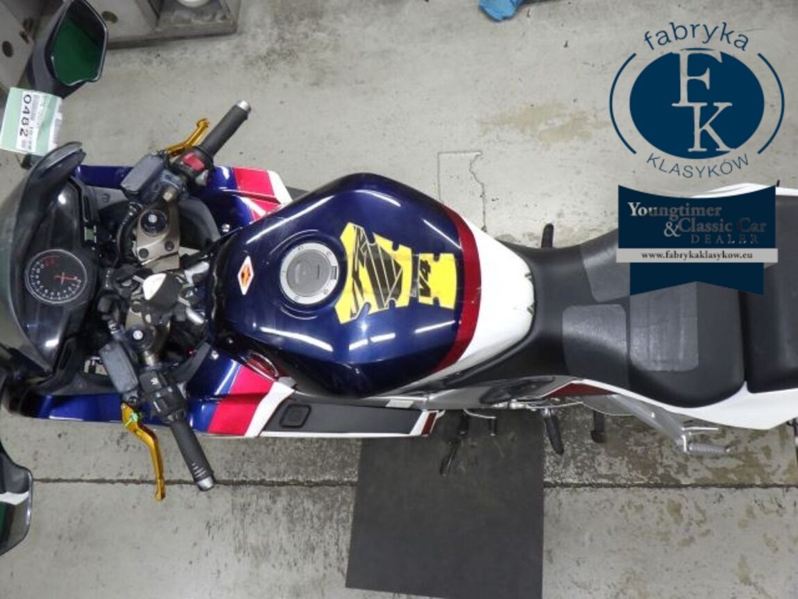 HONDA VFR800F 2019 - zdjęcie 32