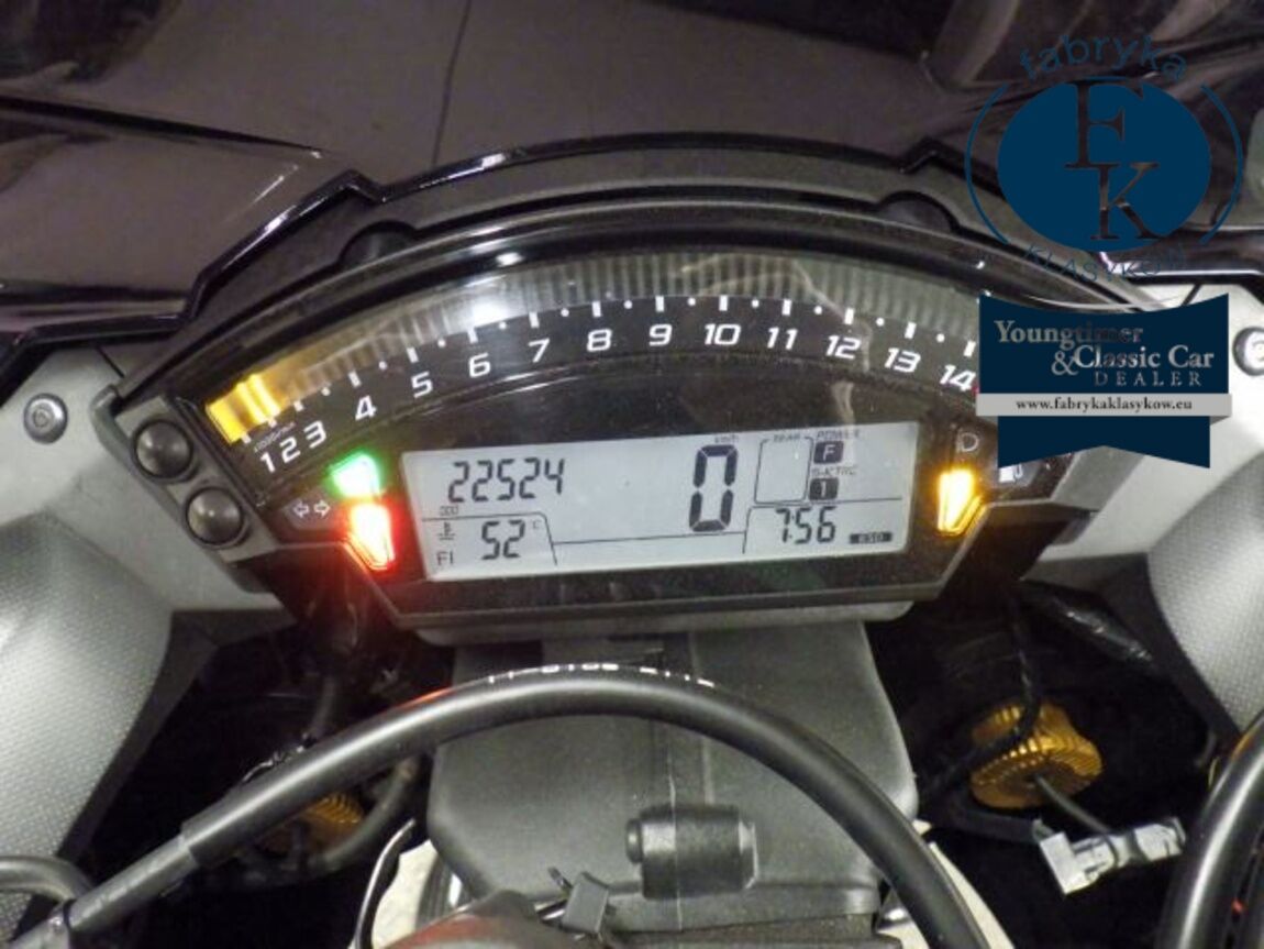 KAWASAKI ZX-10R 2015 - zdjęcie 13