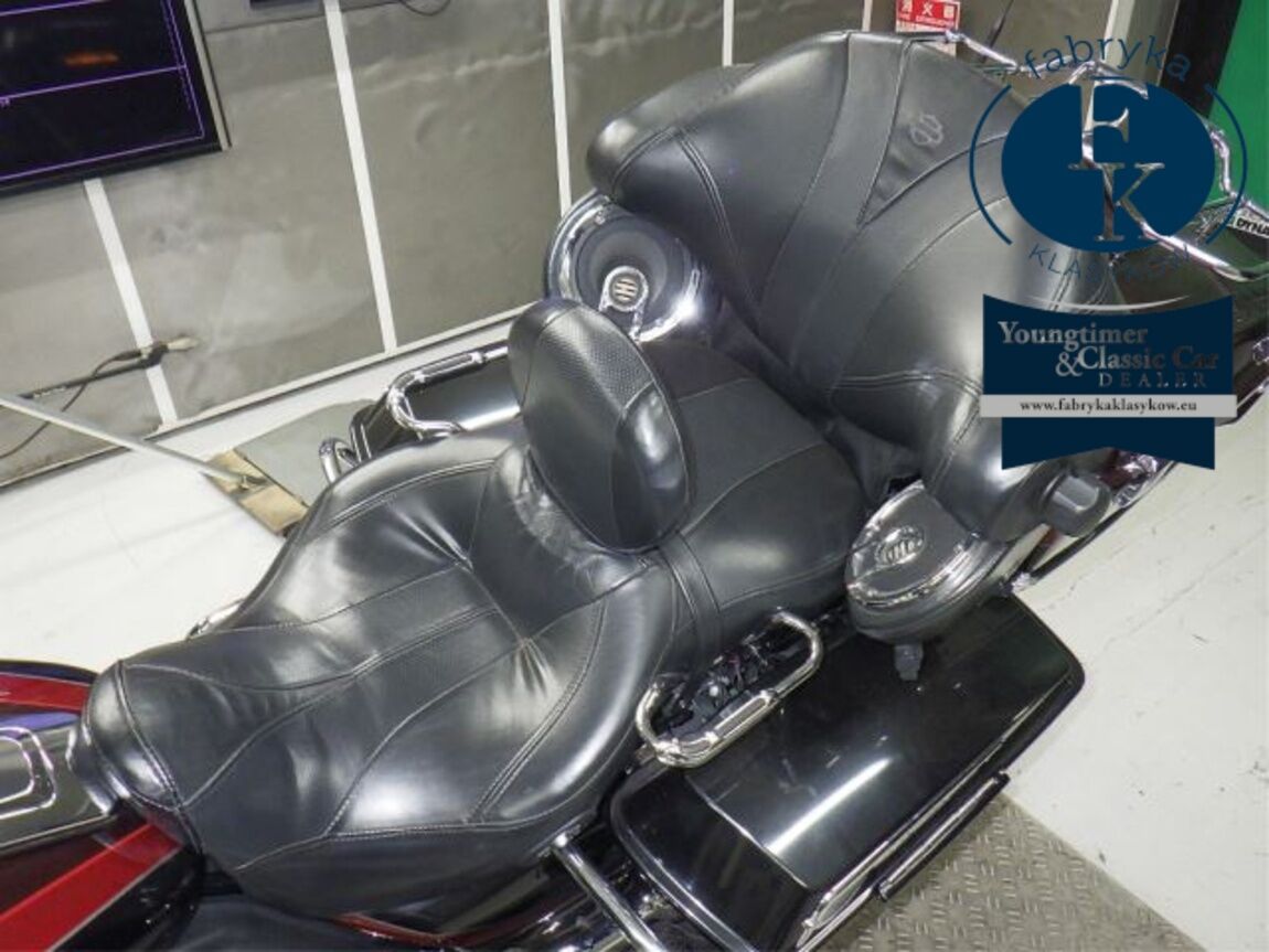 HARLEY-DAVIDSON FLHTCUSE1800CVO 2012 - zdjęcie 19