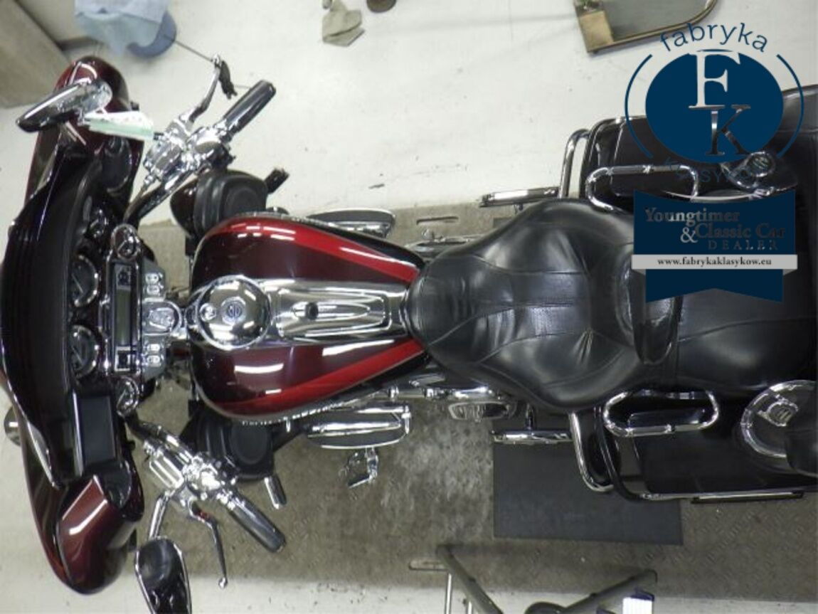 HARLEY-DAVIDSON FLHTCUSE1800CVO 2012 - zdjęcie 32