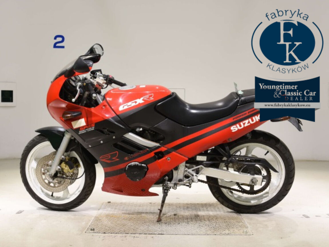 SUZUKI GSX-R250 - zdjęcie 3