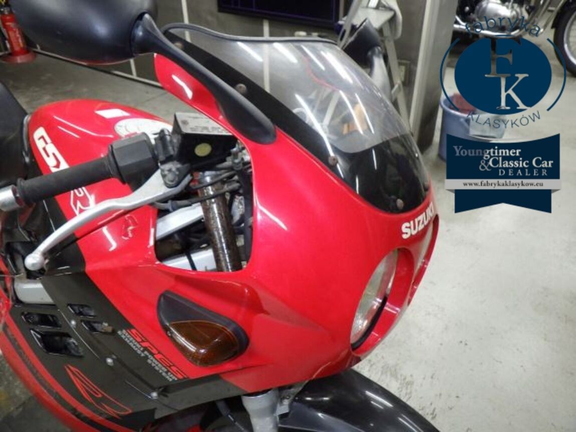 SUZUKI GSX-R250 - zdjęcie 17