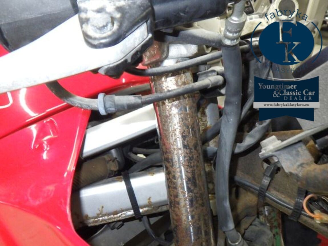 SUZUKI GSX-R250 - zdjęcie 23