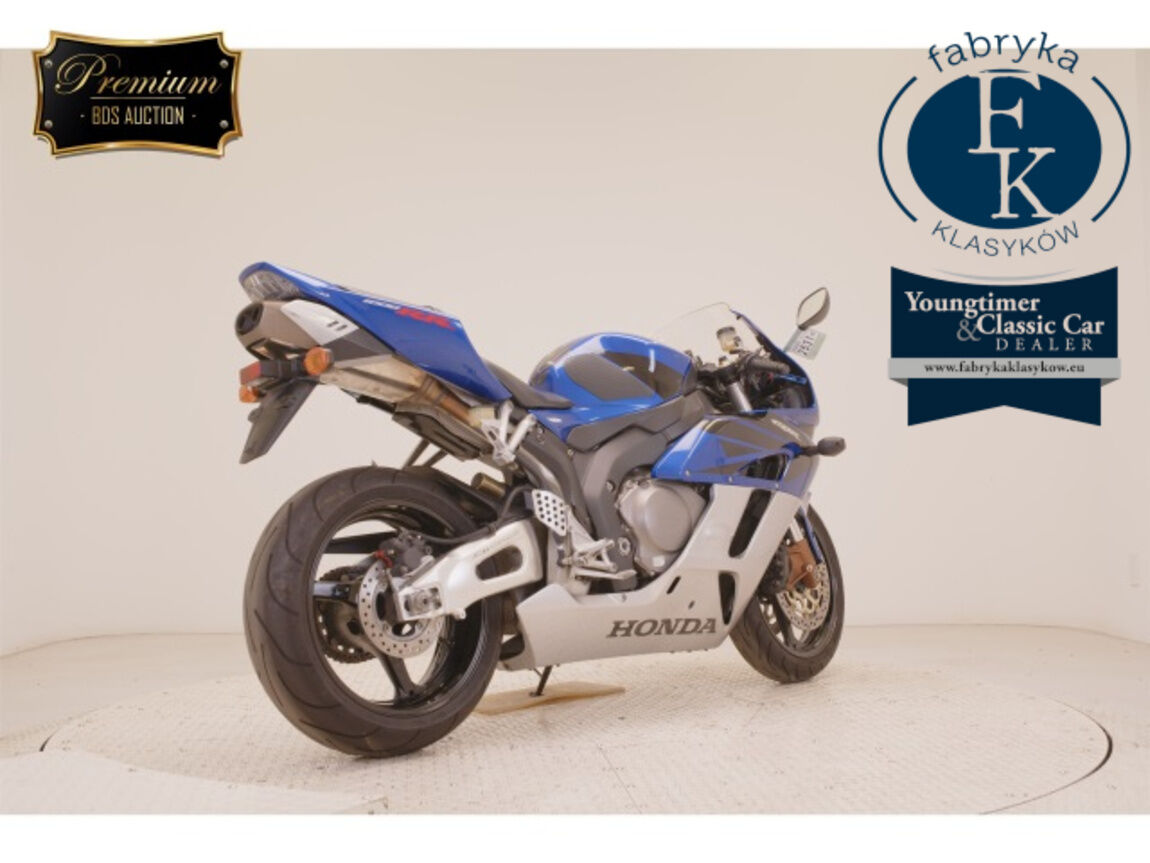 HONDA CBR1000RR 2006 - zdjęcie 6
