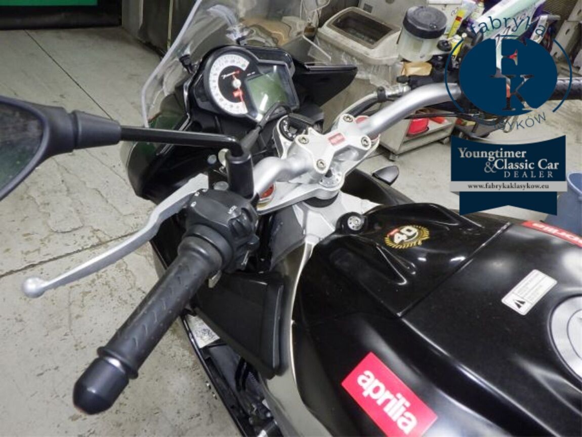 APRILIA TUONO V4RAPRC 2014 - zdjęcie 21