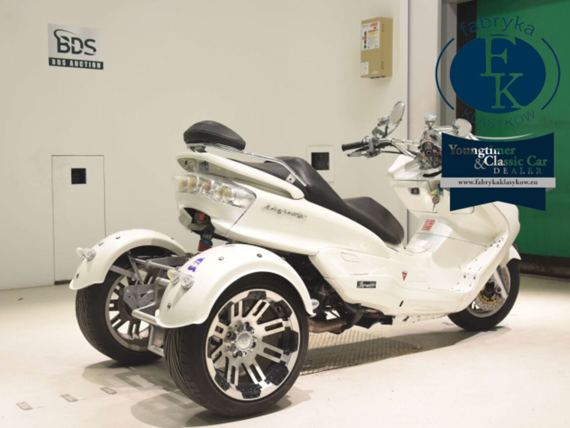 YAMAHA MAJESTY 250-2 TRIKE  - zdjęcie 6