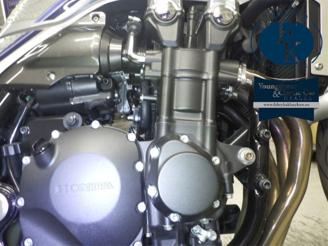 HONDA CB1300SF 2024 - zdjęcie 9