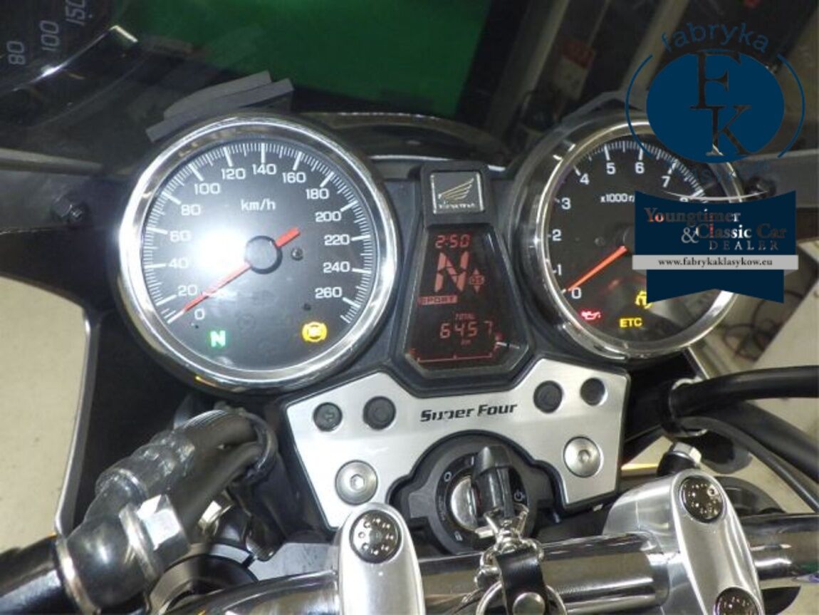 HONDA CB1300SF 2024 - zdjęcie 16