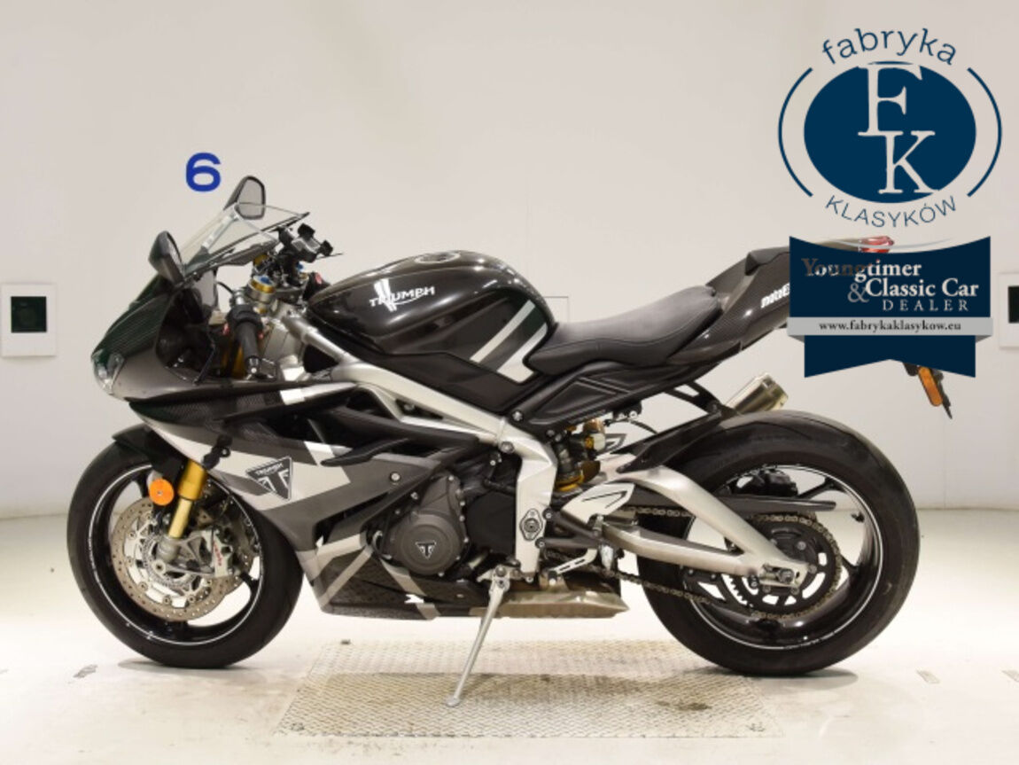 TRIUMPH DAYTONA MOTO2 765 2020 - zdjęcie 3