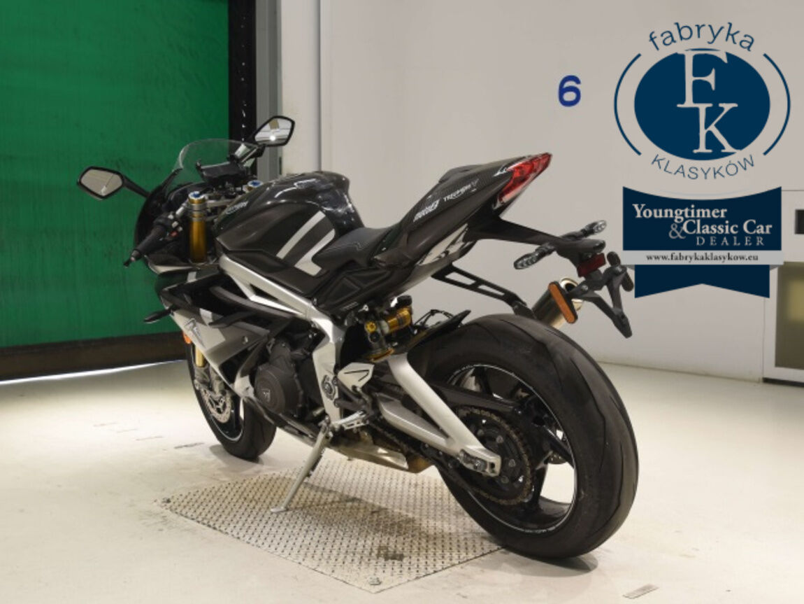TRIUMPH DAYTONA MOTO2 765 2020 - zdjęcie 7