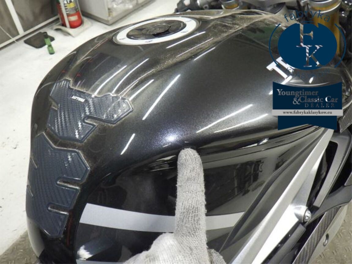TRIUMPH DAYTONA MOTO2 765 2020 - zdjęcie 17