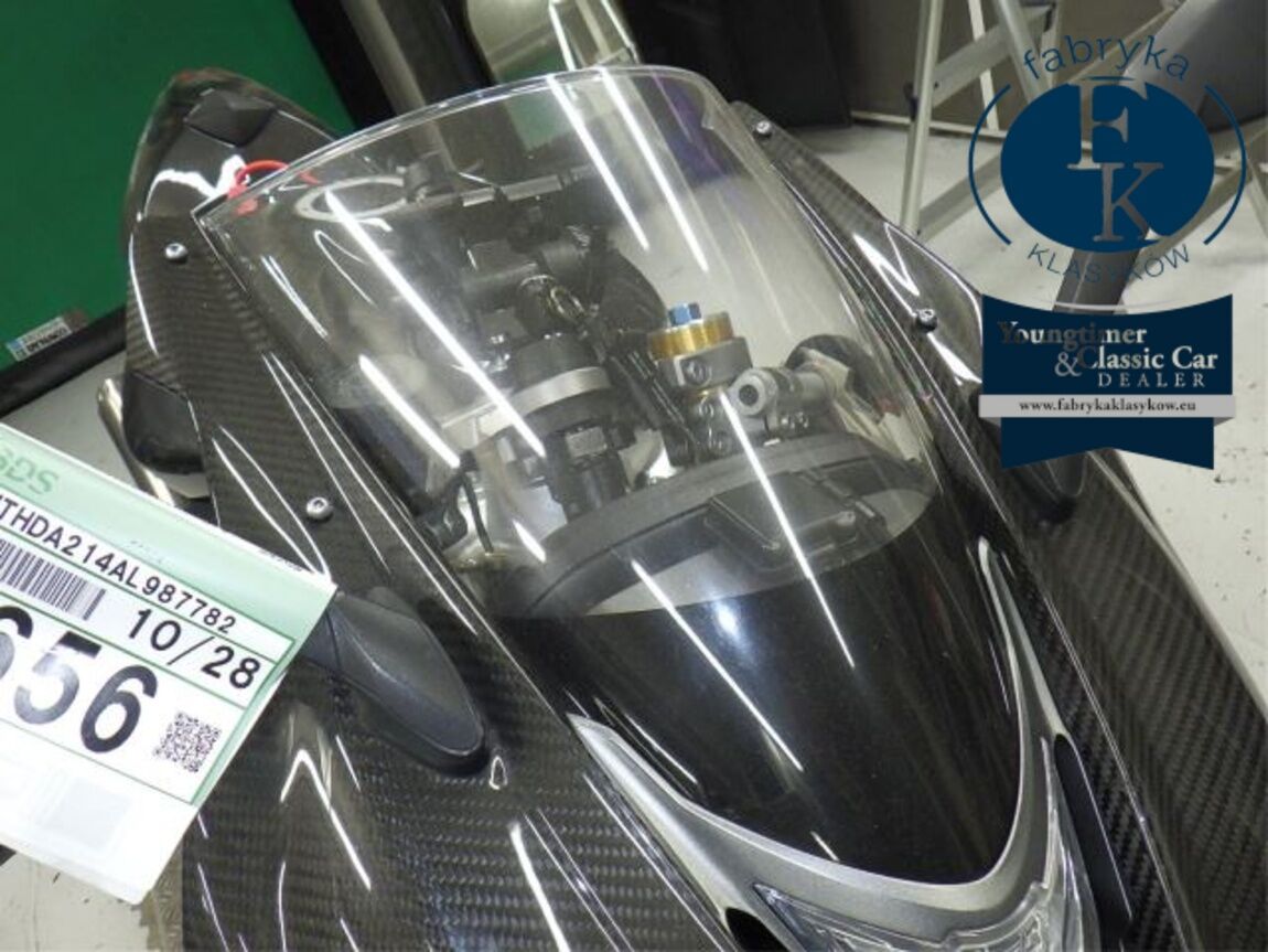 TRIUMPH DAYTONA MOTO2 765 2020 - zdjęcie 19