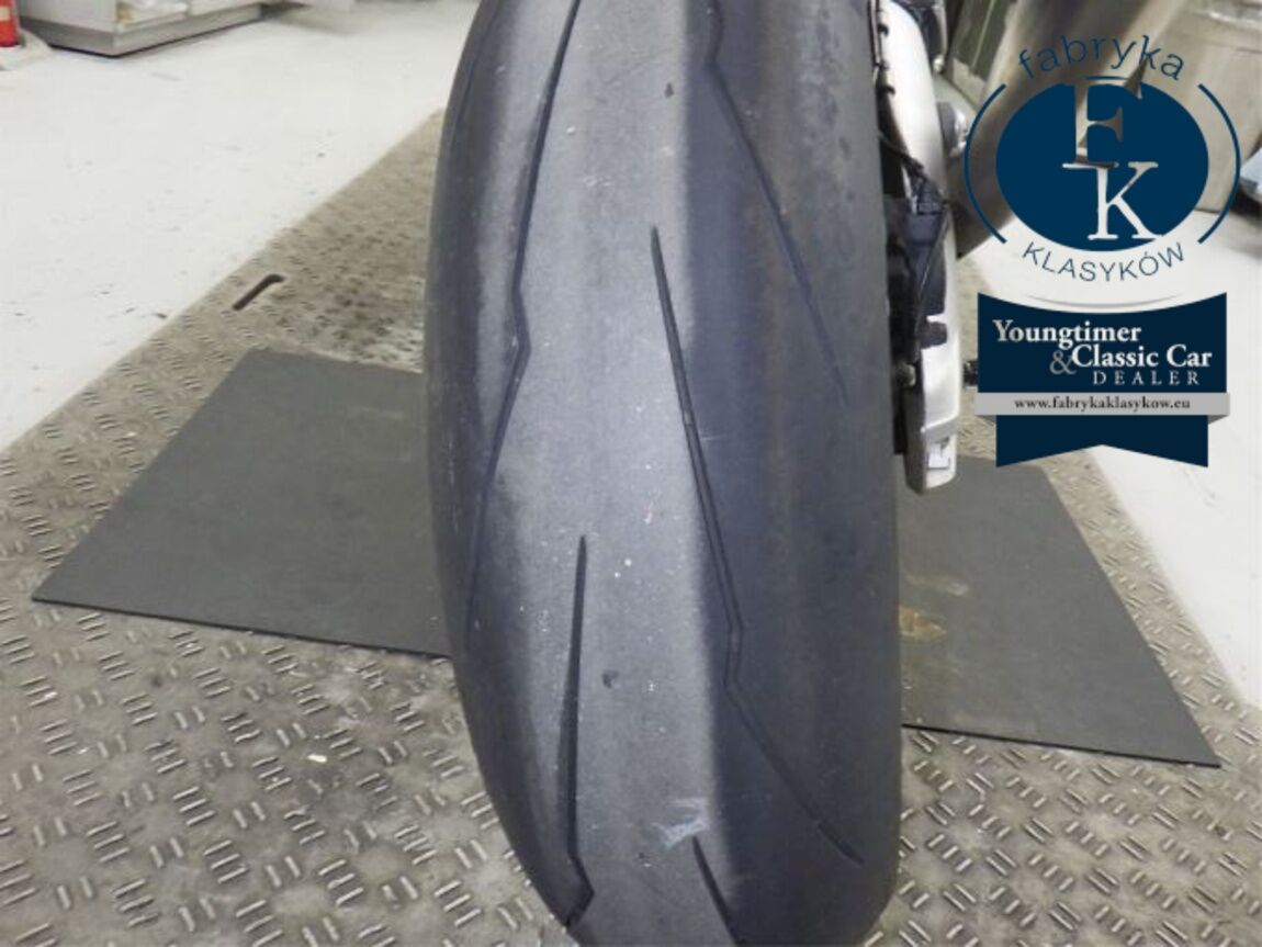 TRIUMPH DAYTONA MOTO2 765 2020 - zdjęcie 27