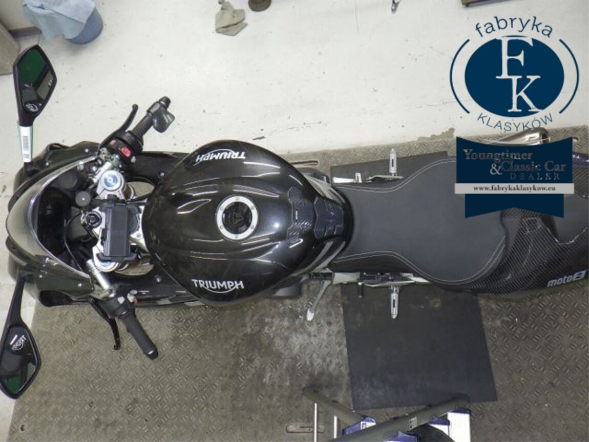 TRIUMPH DAYTONA MOTO2 765 2020 - zdjęcie 32