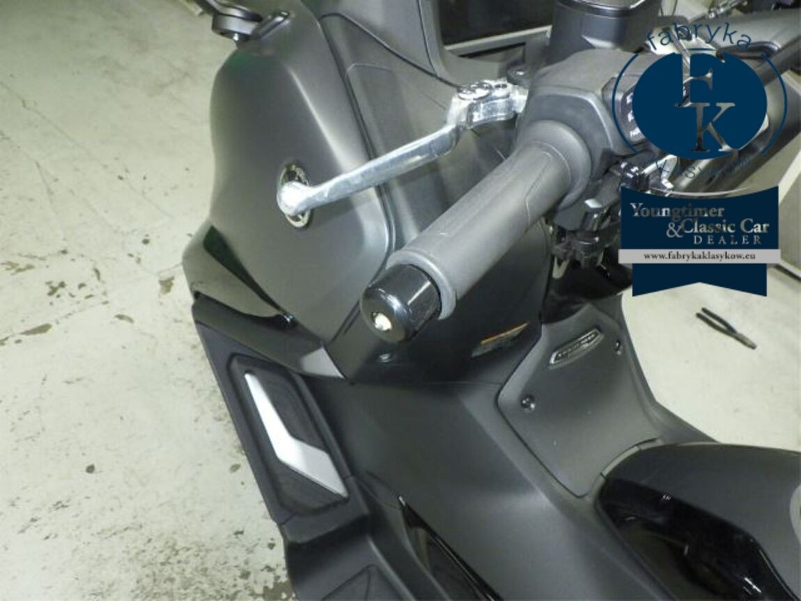 YAMAHA T-MAX560T 2026 - zdjęcie 21
