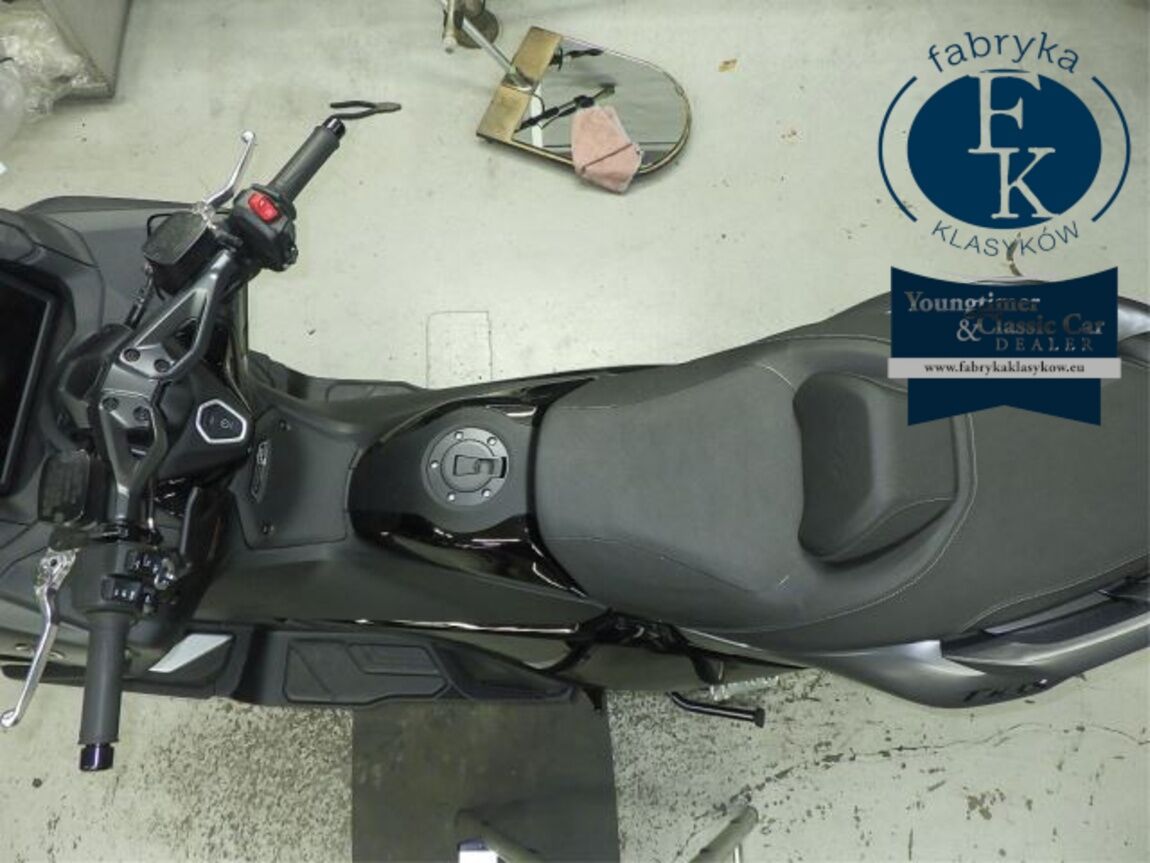 YAMAHA T-MAX560T 2026 - zdjęcie 32