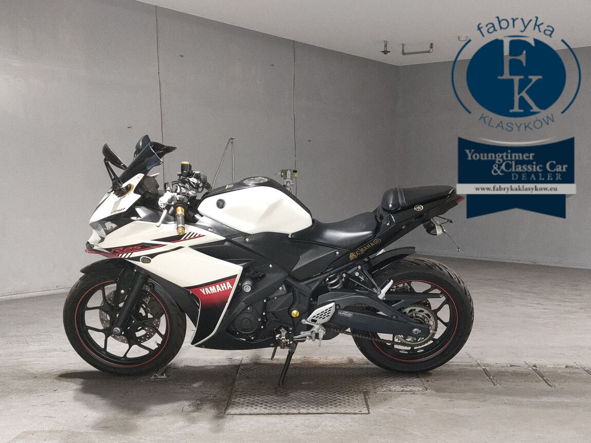 YAMAHA YZF-R25 - zdjęcie 3