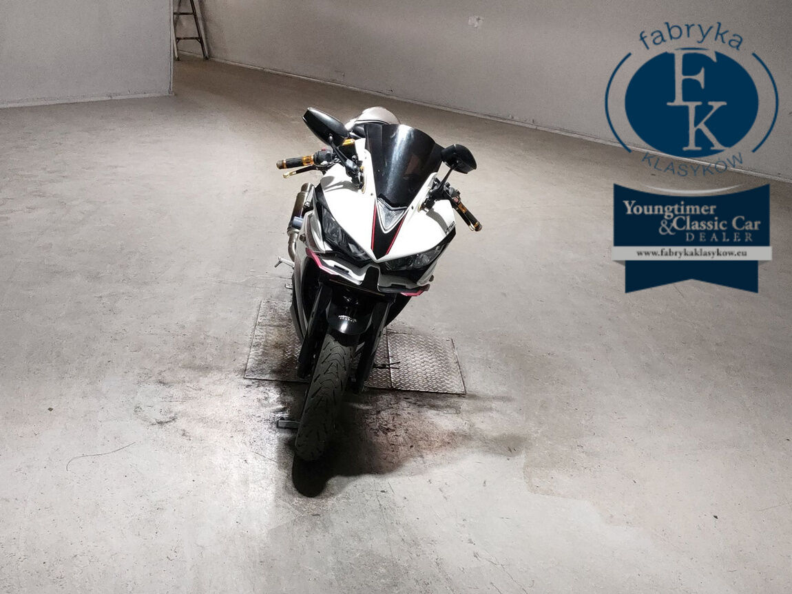 YAMAHA YZF-R25 - zdjęcie 4