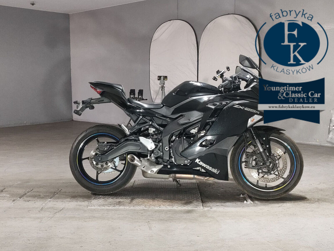KAWASAKI NINJA ZX-25R  - aukcja, lot NX-2038993646
