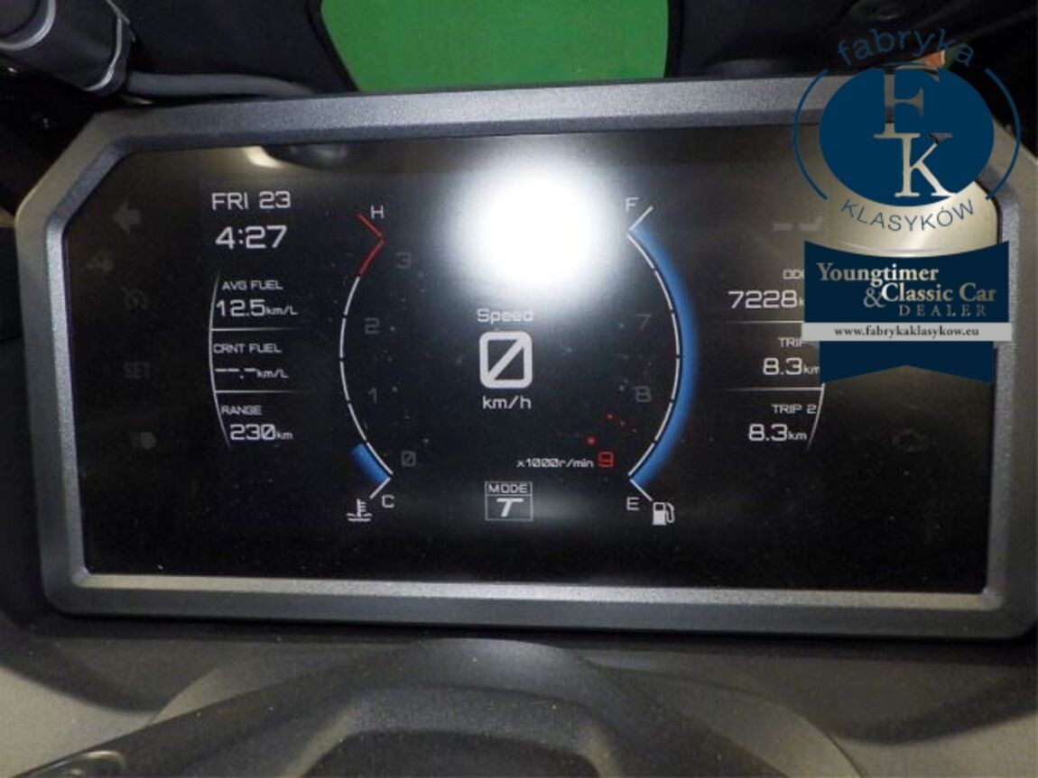 YAMAHA T-MAX560T 2022 - zdjęcie 13