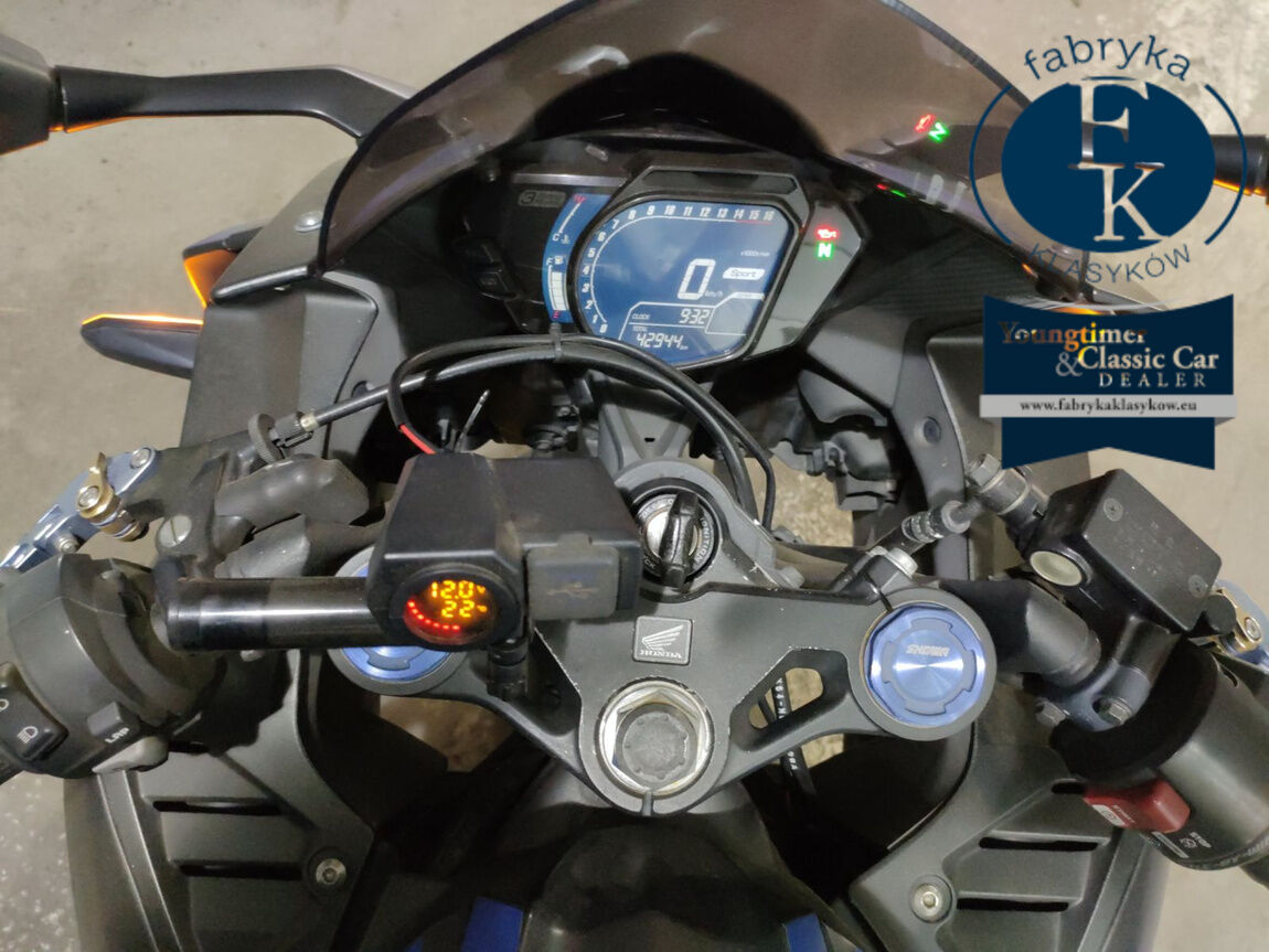 HONDA CBR250RR  - zdjęcie 6