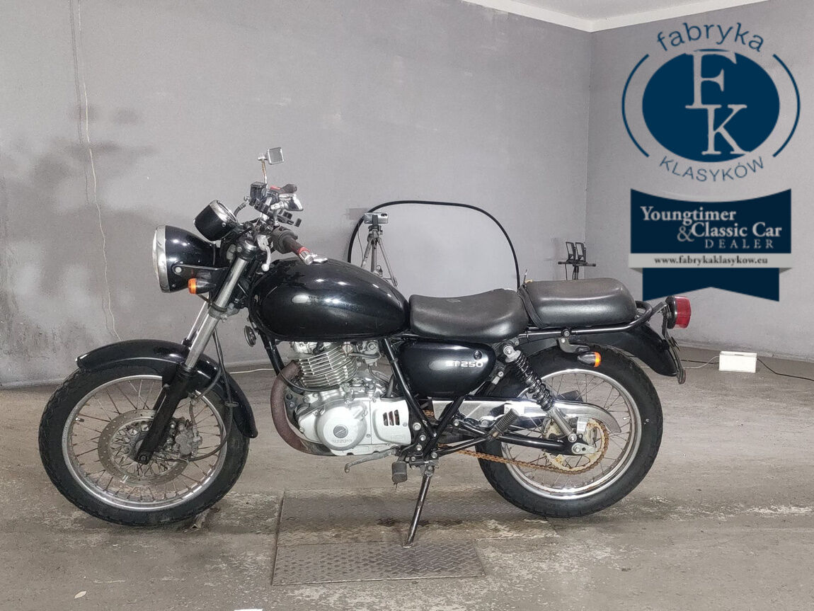 SUZUKI ST250  - zdjęcie 3