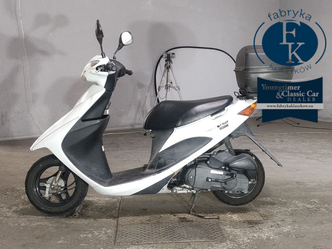 SUZUKI ADDRESS V50 - zdjęcie 3