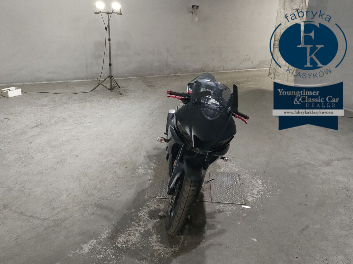 YAMAHA YZF-R25  - zdjęcie 4