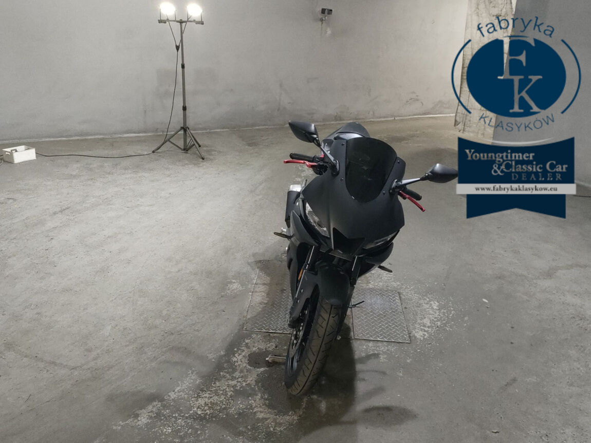YAMAHA YZF-R25 - zdjęcie 4