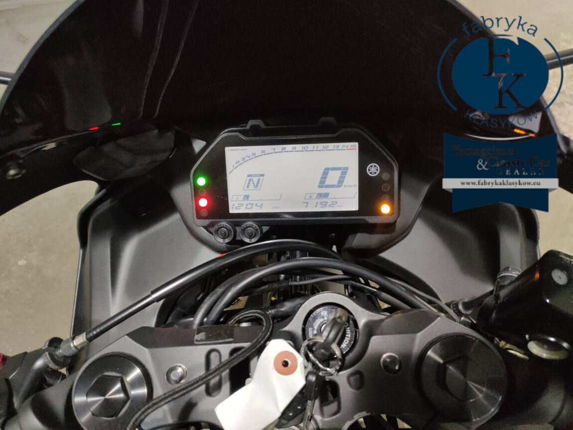 YAMAHA YZF-R25 - zdjęcie 6