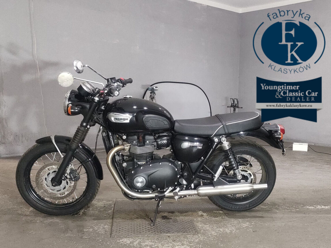 TRIUMPH BONNEVILLE T100 2023 - zdjęcie 3