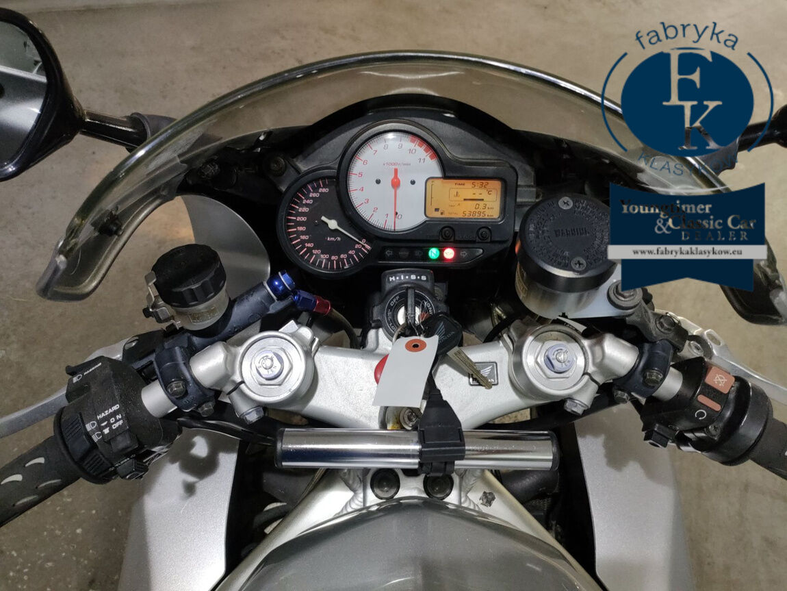 HONDA VTR1000F 2003 - zdjęcie 6