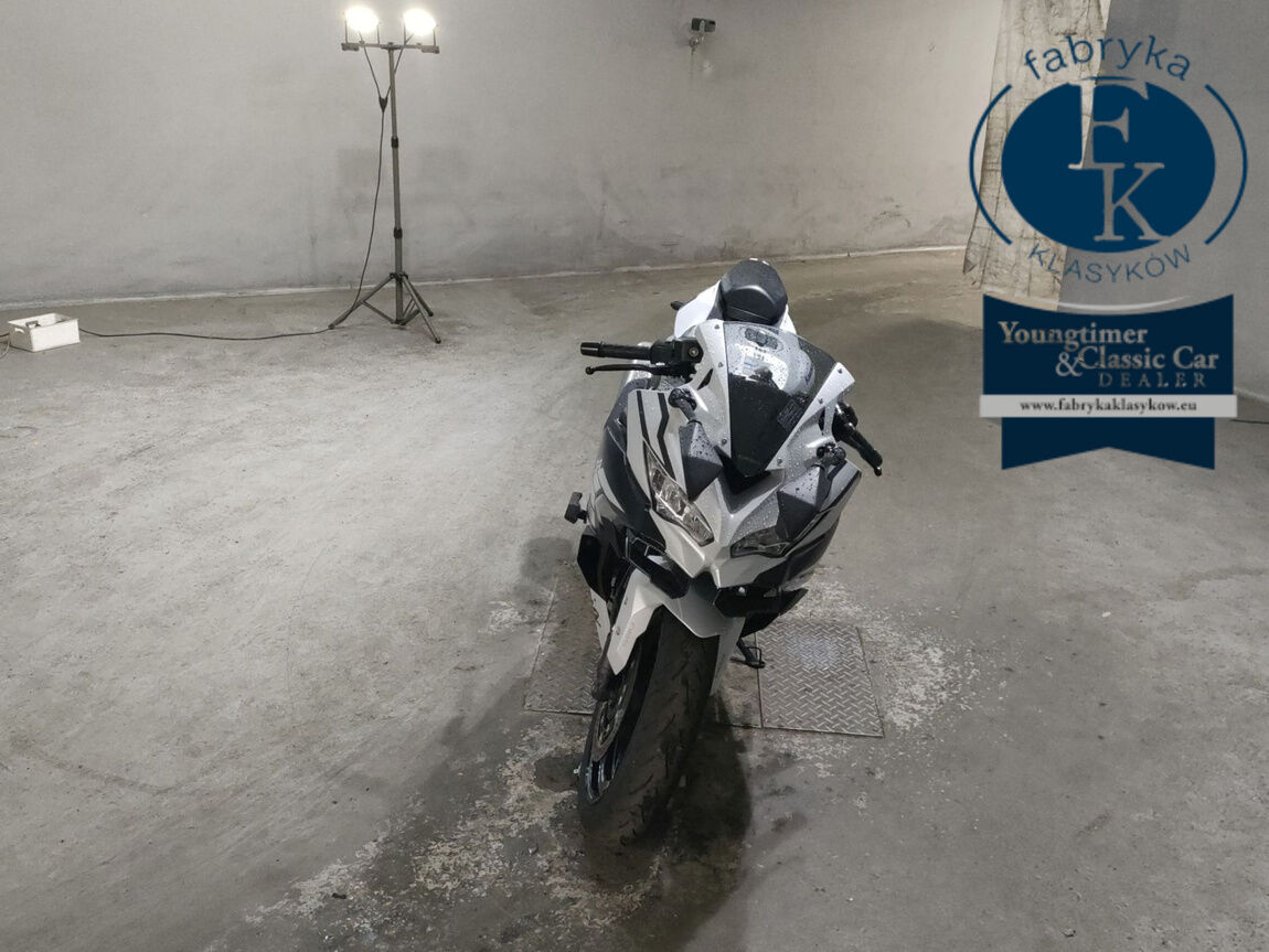 KAWASAKI NINJA ZX-4R SE 2025 - zdjęcie 4