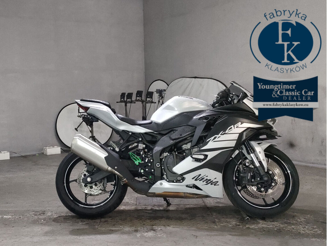 KAWASAKI NINJA ZX-4R SE 2025 - aukcja, lot NX-2038995666