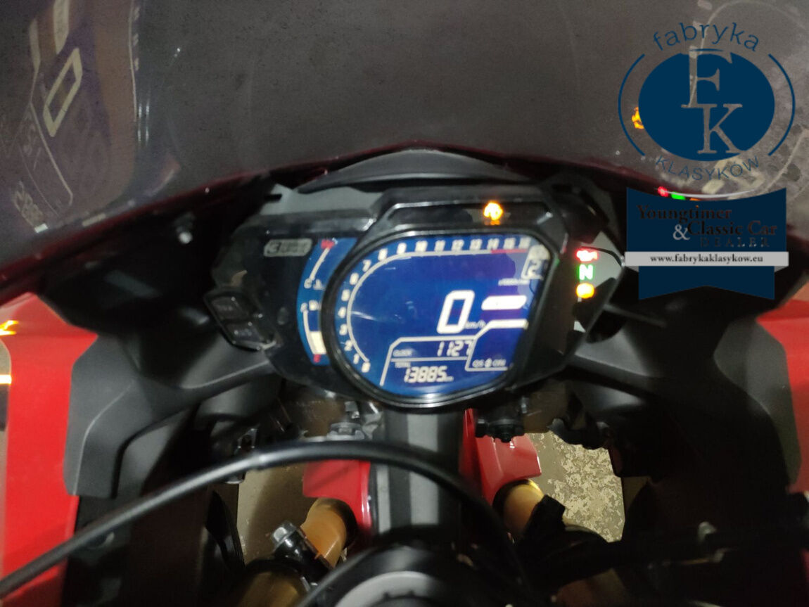 HONDA CBR250RR  - zdjęcie 6