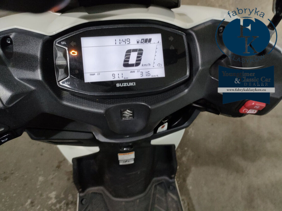 SUZUKI AVENIS125  - zdjęcie 6