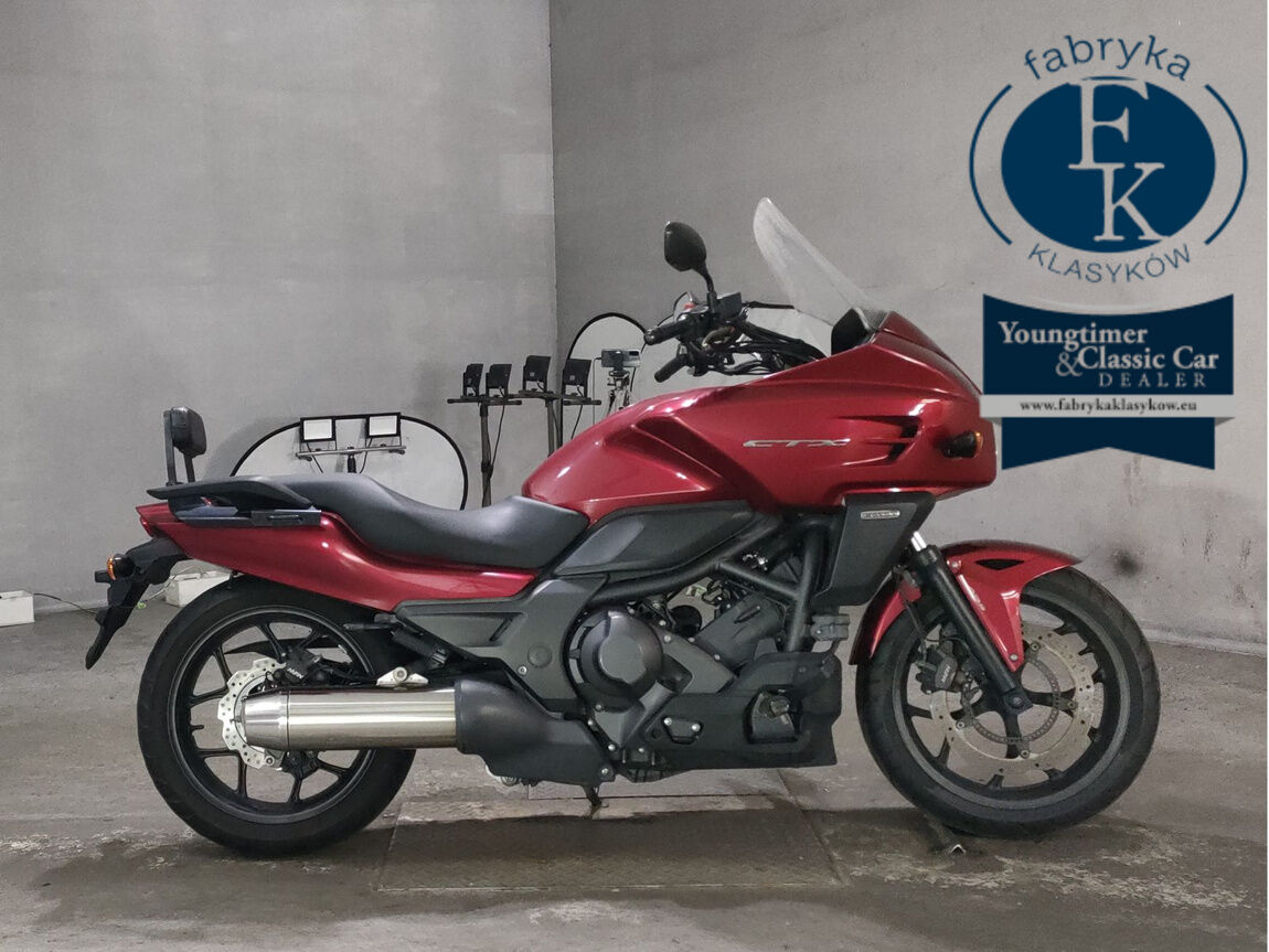 HONDA CTX700DCT 2013 - aukcja, lot NX-2038995795