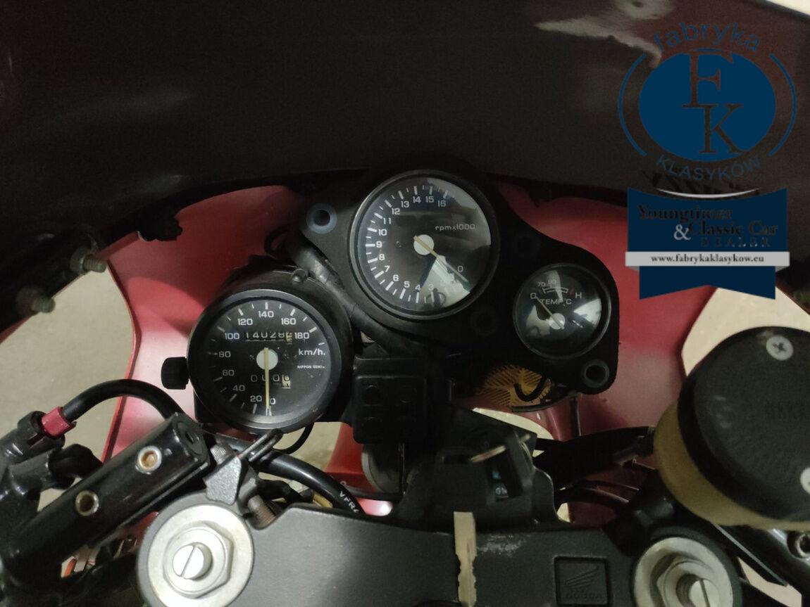 HONDA VFR400R 1989 - zdjęcie 6