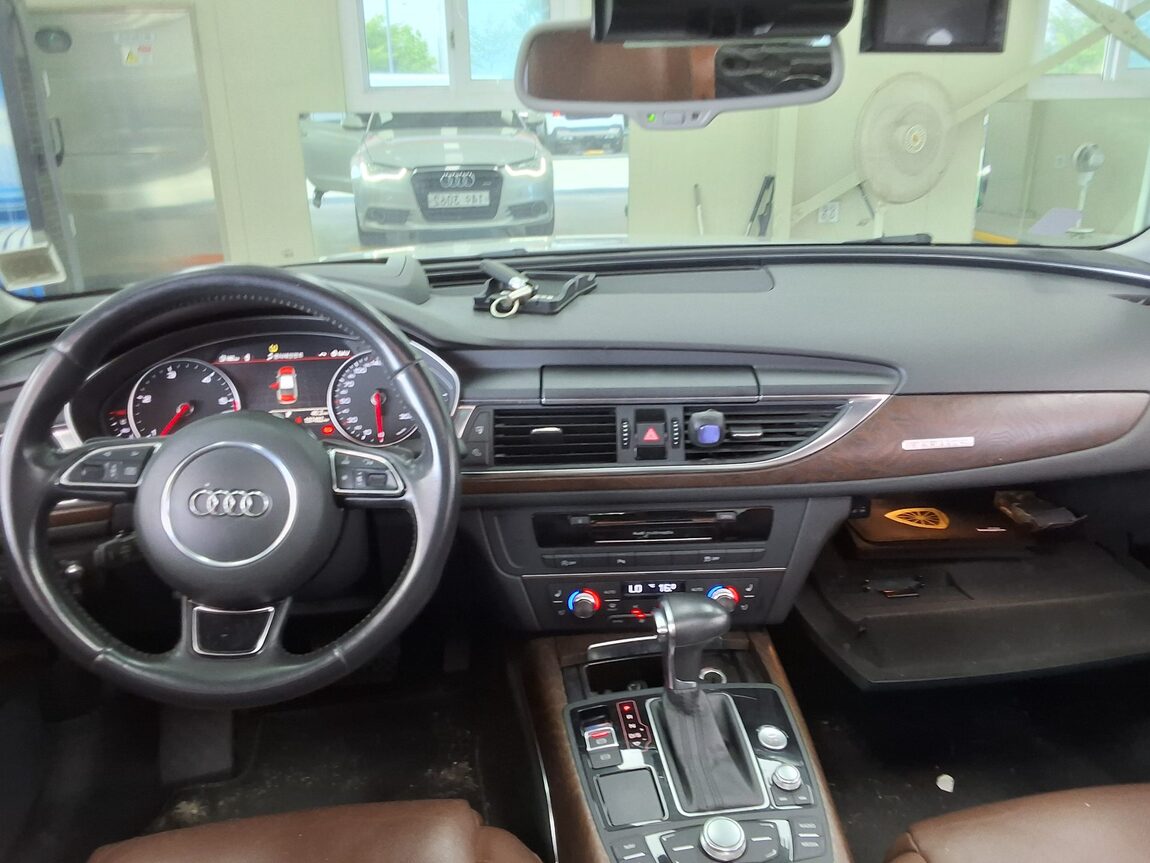 AUDI A6 (4TH GEN) 3.0 TDI QUATTRO DYNAMIC LED PACK 2013 - zdjęcie 12