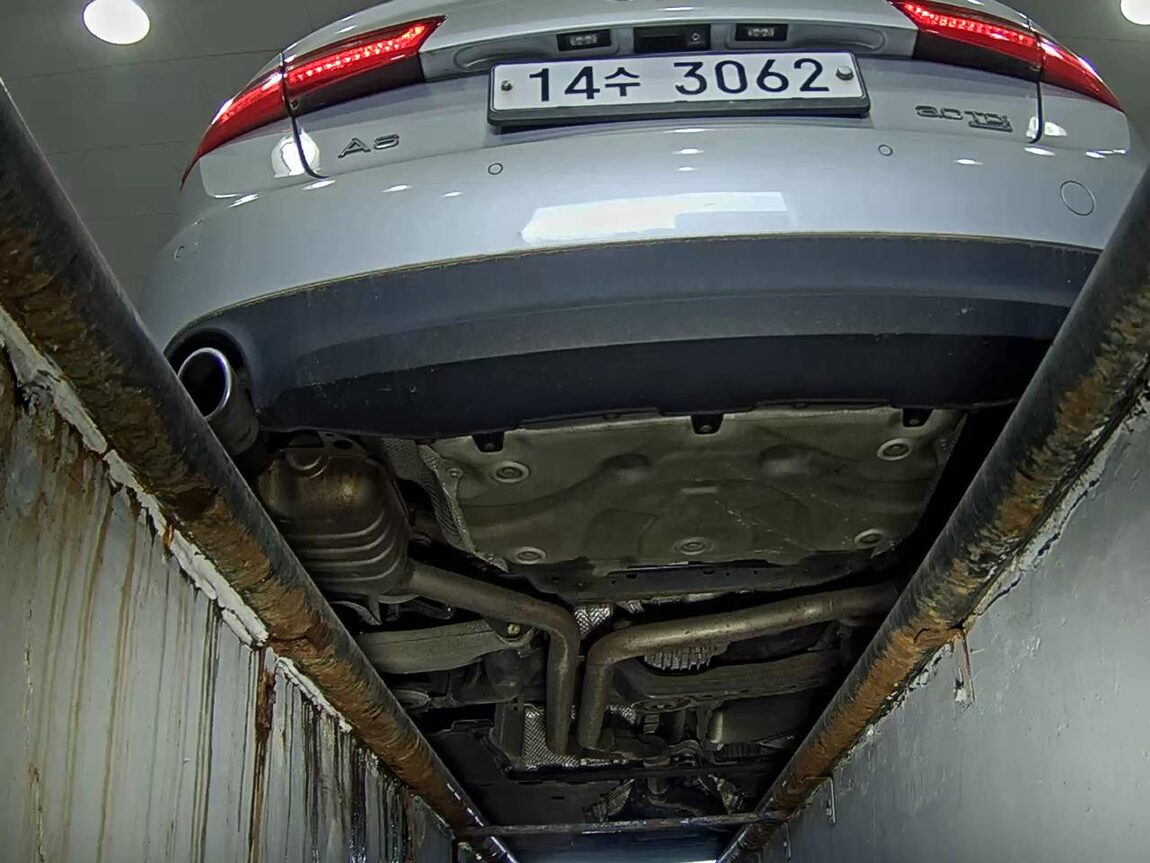 AUDI A6 (4TH GEN) 3.0 TDI QUATTRO DYNAMIC LED PACK 2013 - zdjęcie 8