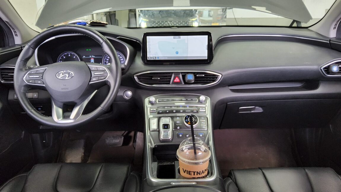 HYUNDAI THE NEW SANTA FE DIESEL 2.2 AWD PREMIUM 2021 - zdjęcie 12
